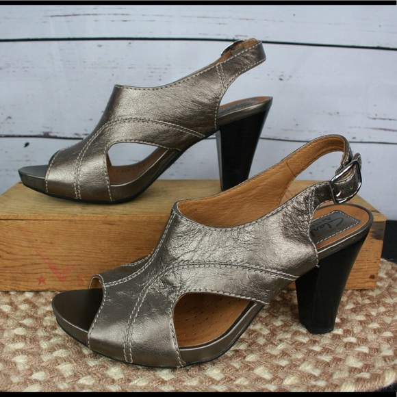 Clarks Artisan bronze slingbacks in EUC! - Picture 2 of 7